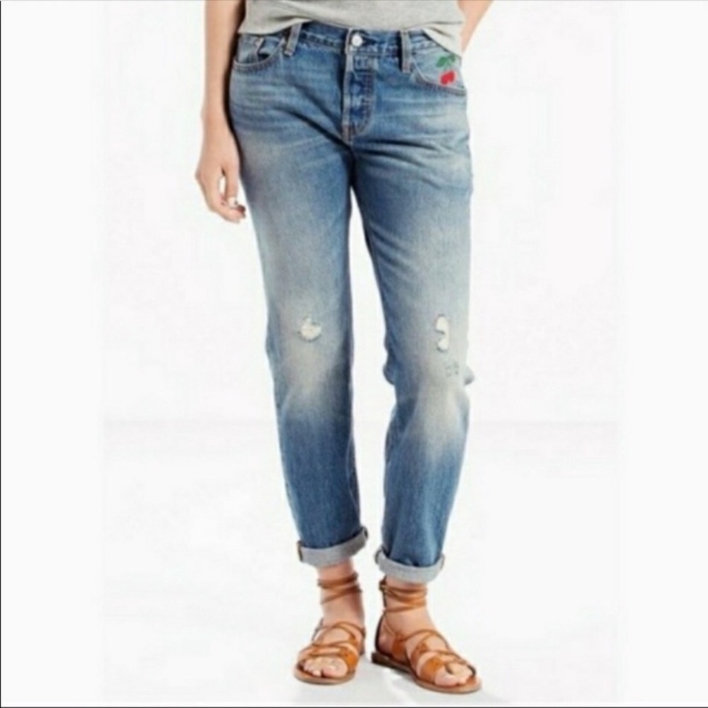 Levi’s 501 ct Jeans with Cherry Patch